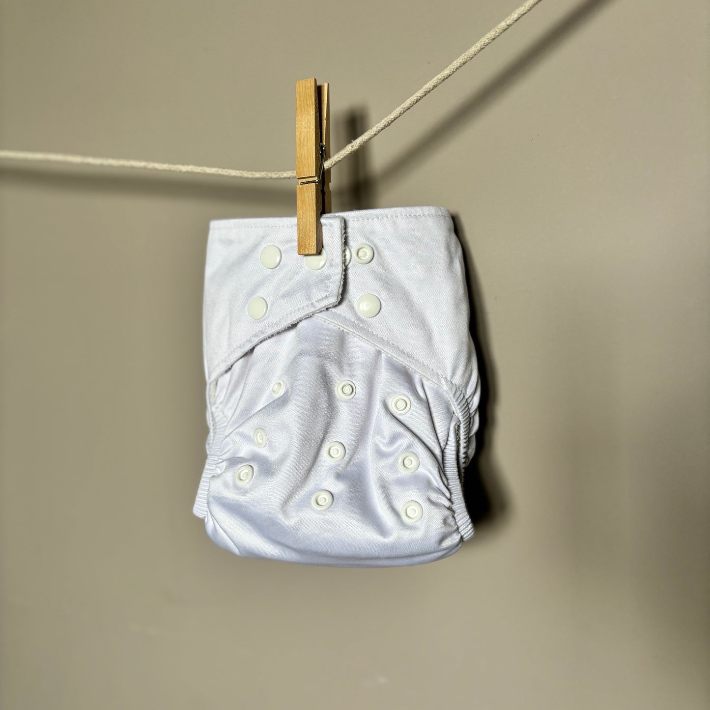 Hippybottomus Stay Dry Bamboo-Pocket Nappy-Hipybottomus-White-The Nappy Market