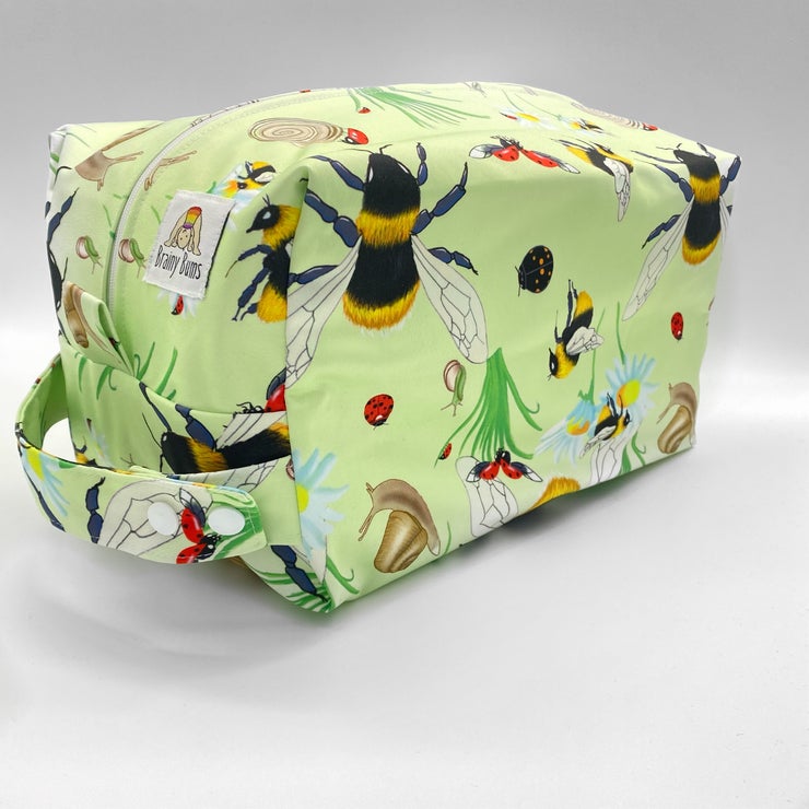 Brainy Bums Pod Wet Bag-Wet Bag-Brainy Bums-Brainy Bugs-The Nappy Market