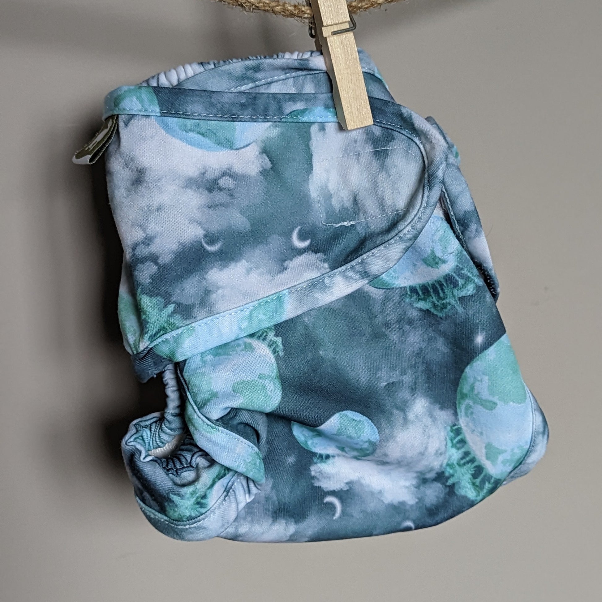 Little Lamb Nappy Wrap Size 2-Wrap-Little Lamb-Earth Day-The Nappy Market